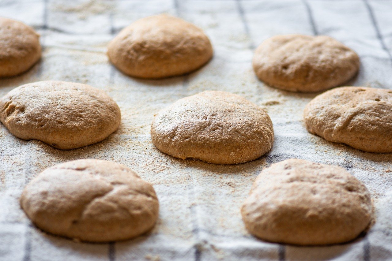 Services bun, food, fresh, bakery, carbohydrates, to bake, dough, homemade, meal, yummy, nourishment, close up